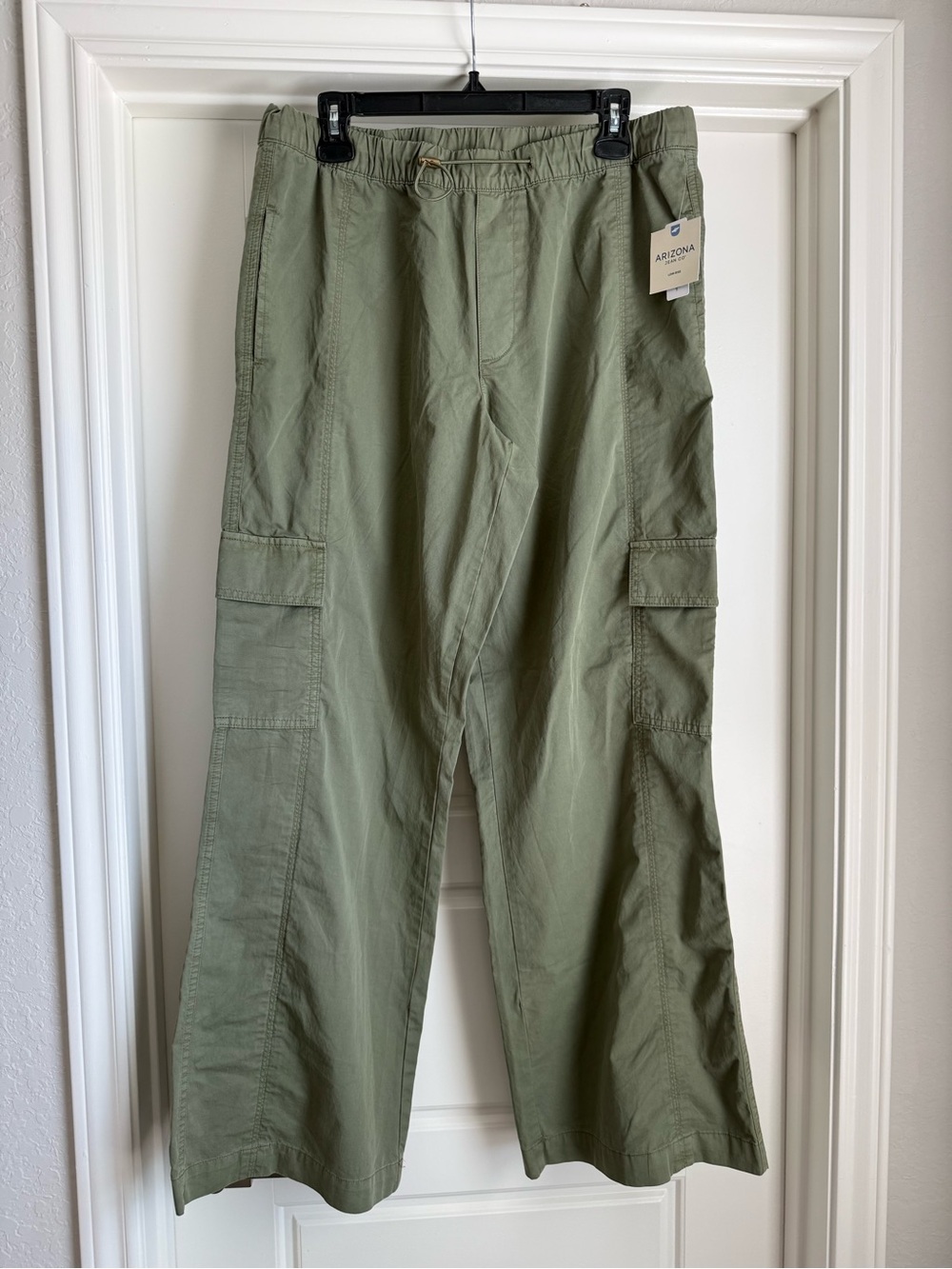 Arizona Low Rise Cargo Pants - Picture 4 of 7